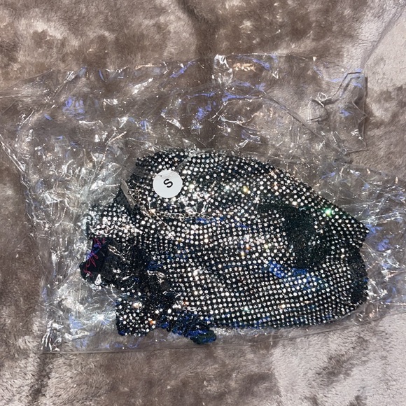 HMS Rhinestone Chain Top - Picture 4 of 6